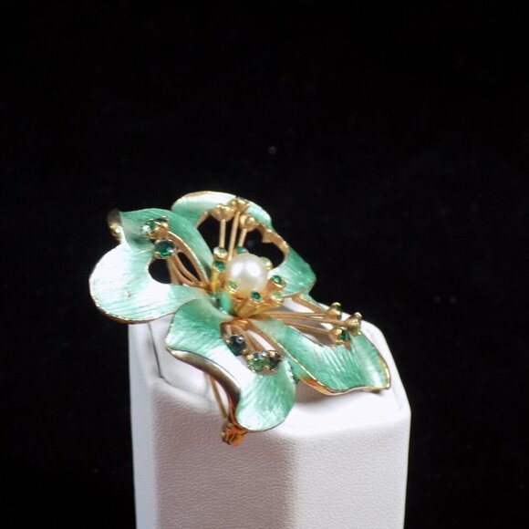 Vintage Weiss Brooch Floral Green Enamel Rhinestone Pearl Gold-tone - Picture 3 of 12